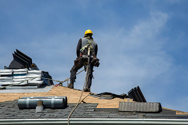 Professional Roofing technician working in Wheatland, WY